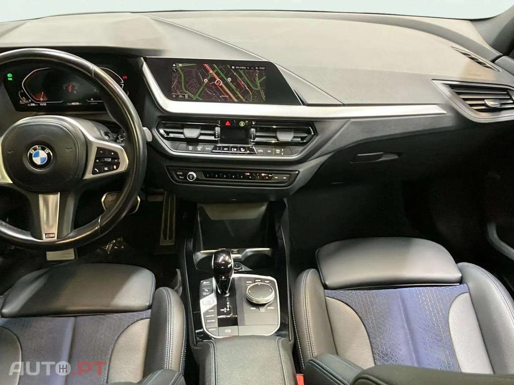 BMW 116 d Pack Desportivo M Auto