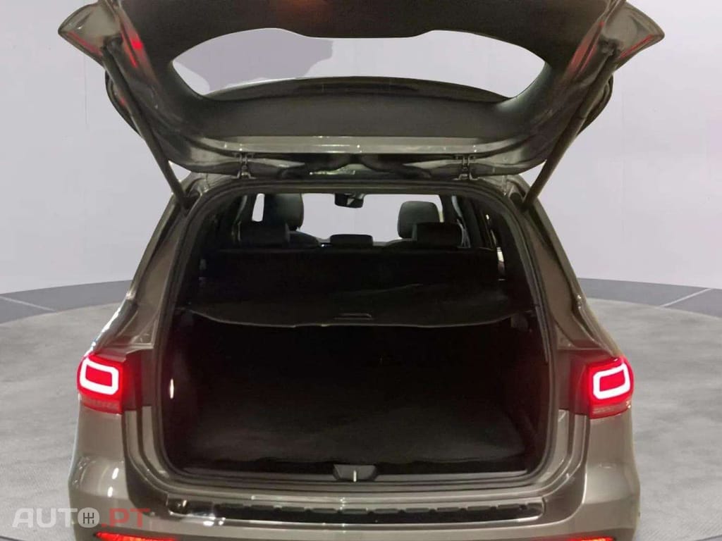 Mercedes-Benz GLB 200 d AMG Line