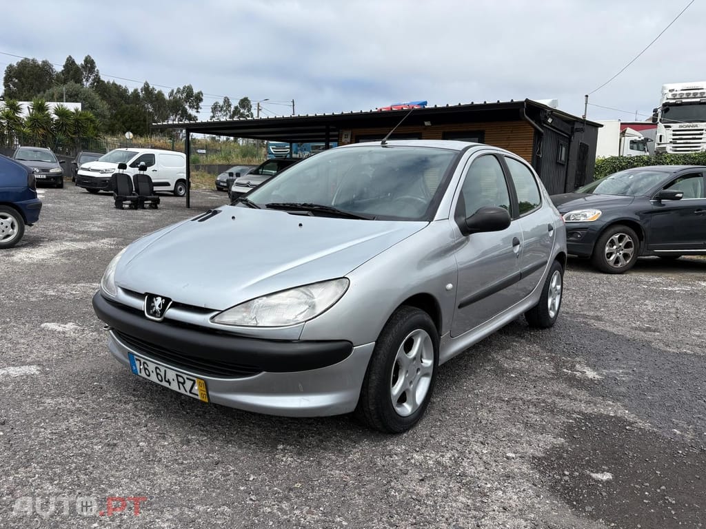 Peugeot 206 1.1 Color Line
