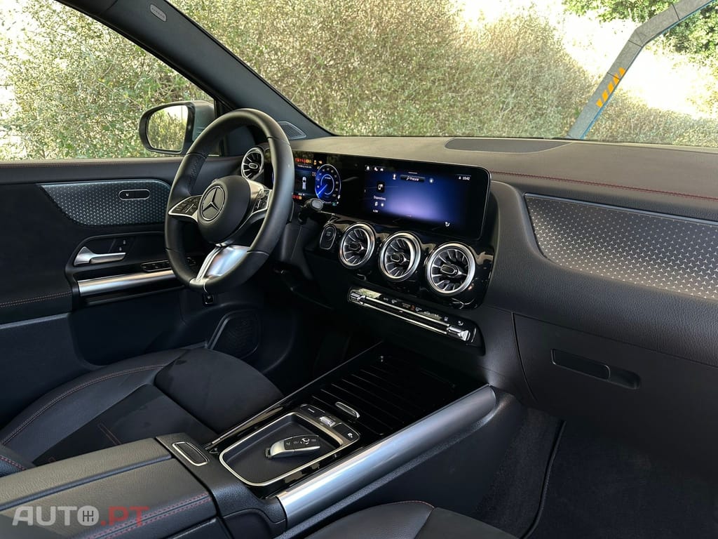 Mercedes-Benz EQA 250+ AMG Line