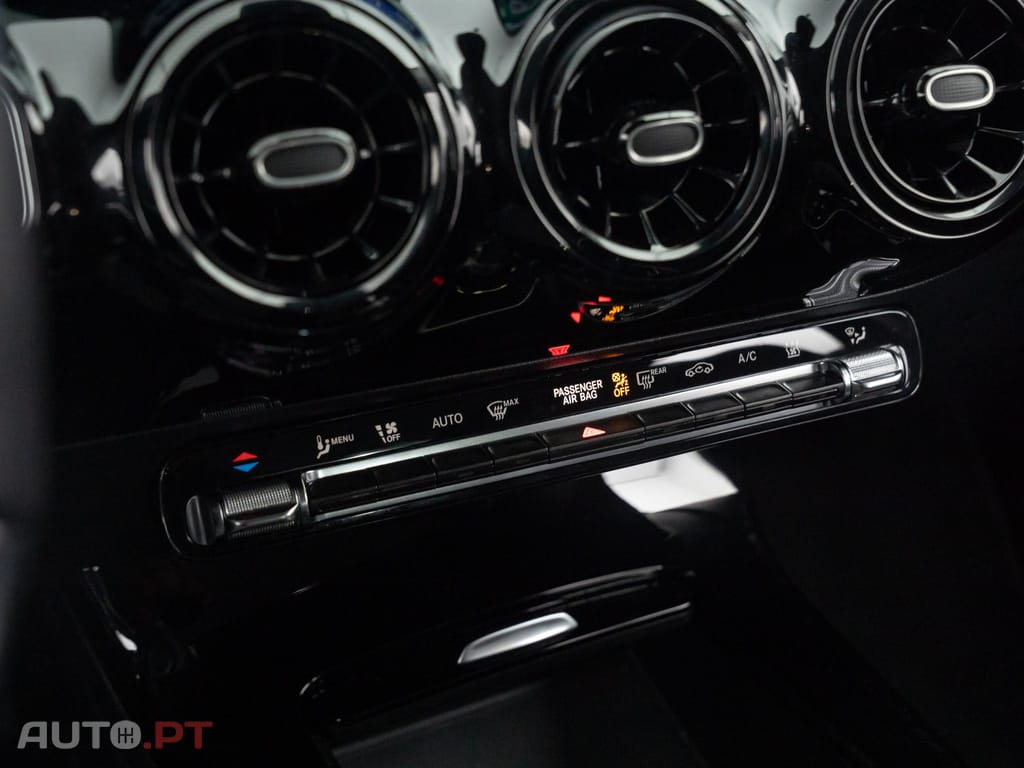 Mercedes-Benz A 250 e