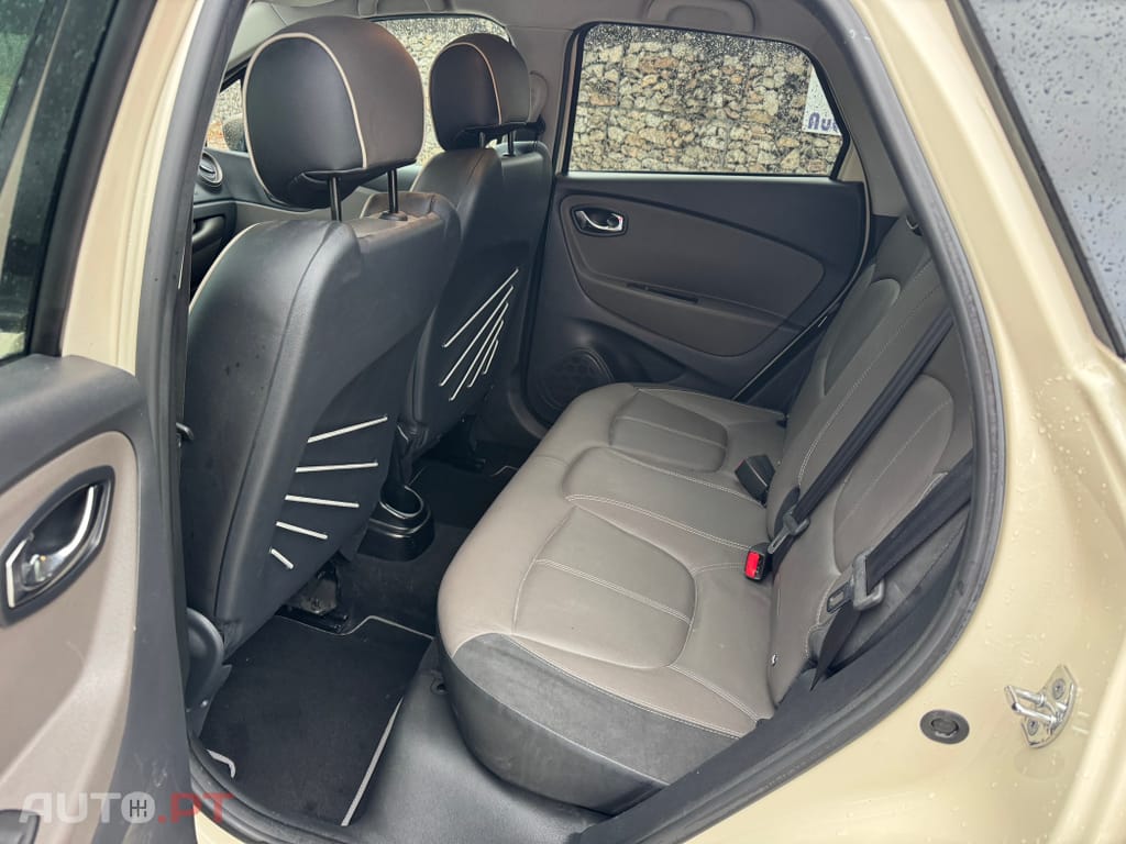 Renault Captur 1.2 TCe Exclusive EDC