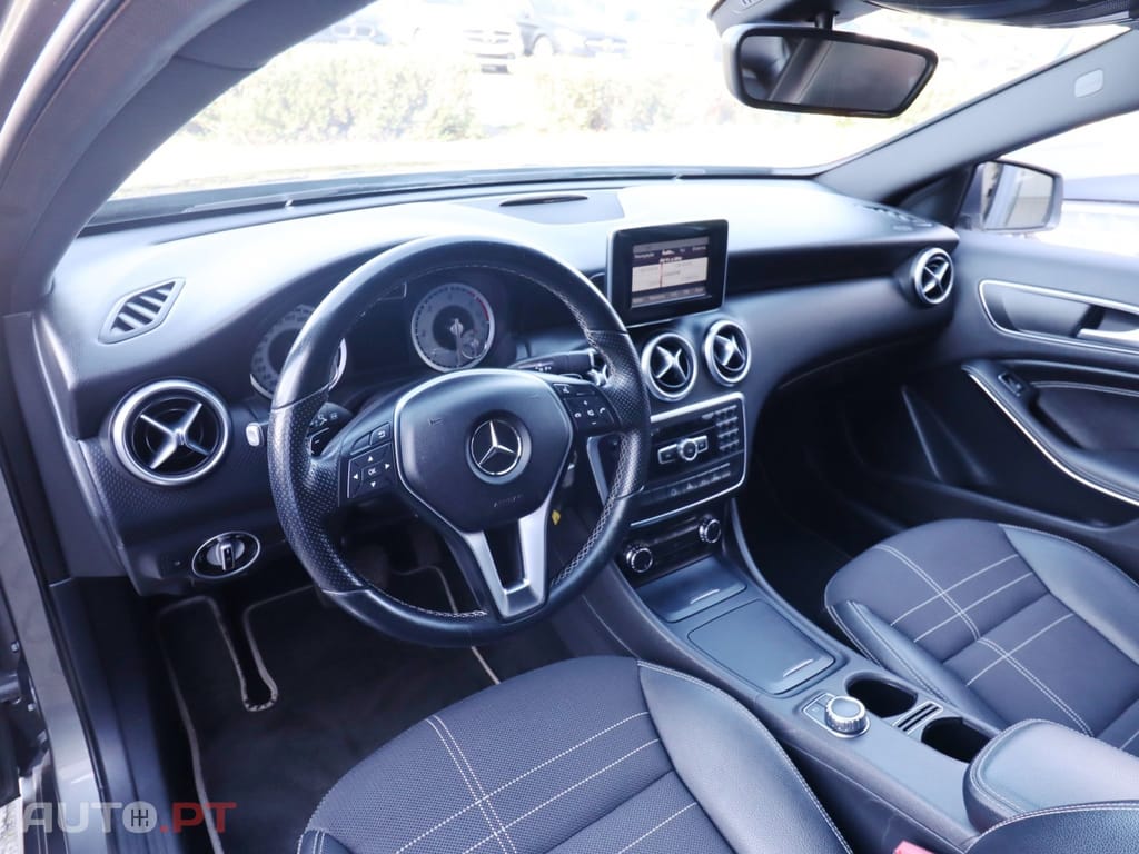 Mercedes-Benz A 180 CDI (BlueEFFICIENCY) 7G-DCT Urban