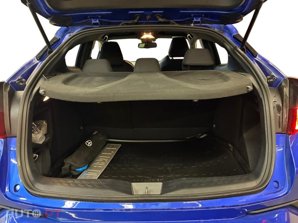 Toyota C-HR 1.8 Hybrid Dynamic Business +