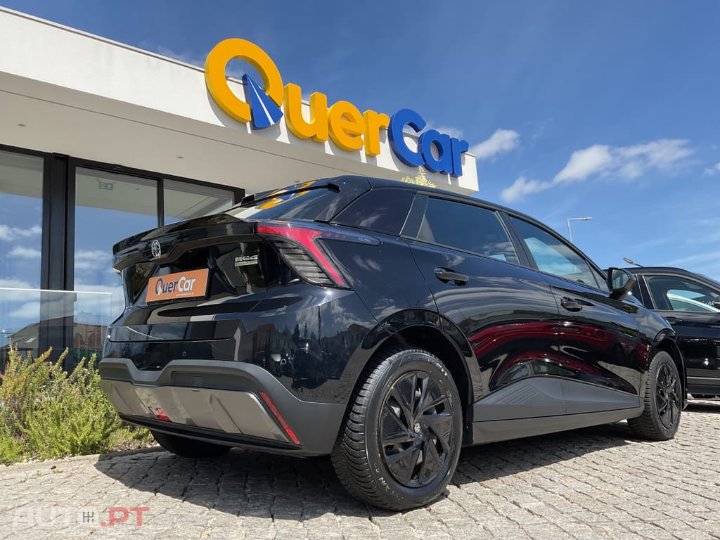 MG MG4 51 kWh Standard