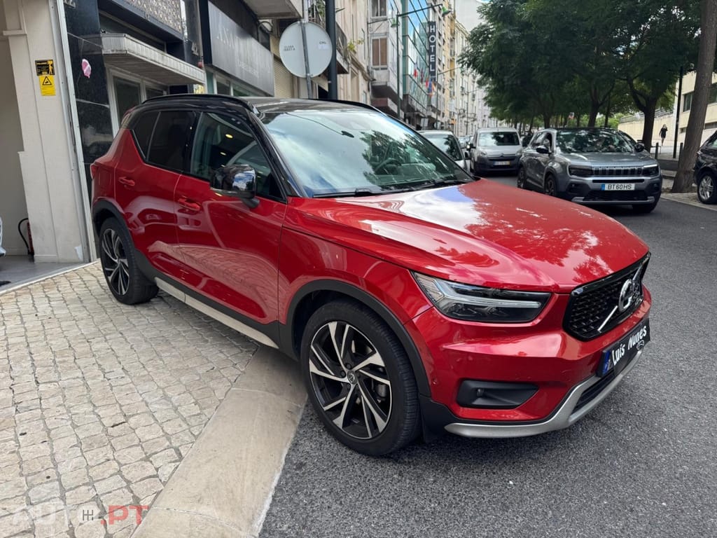 Volvo XC40 2.0 T5 R-Design