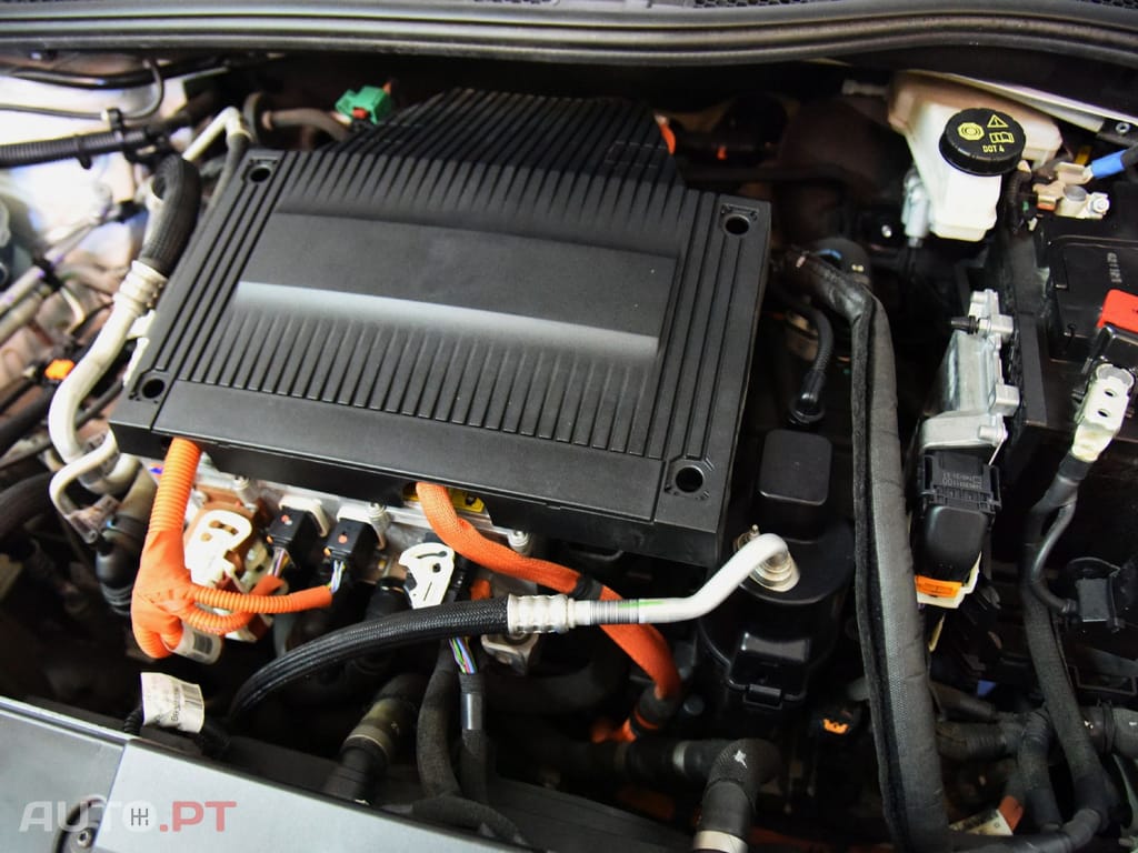 Peugeot E-208 ACTIVE PACK