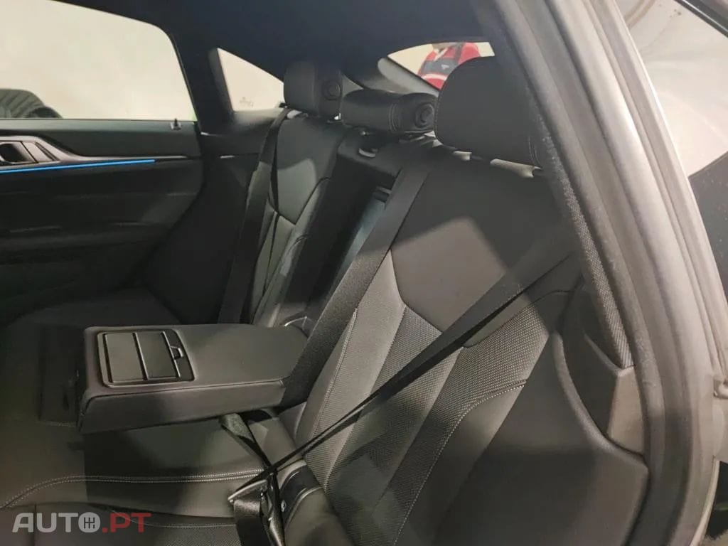 BMW i4 eDrive40 Desportiva M