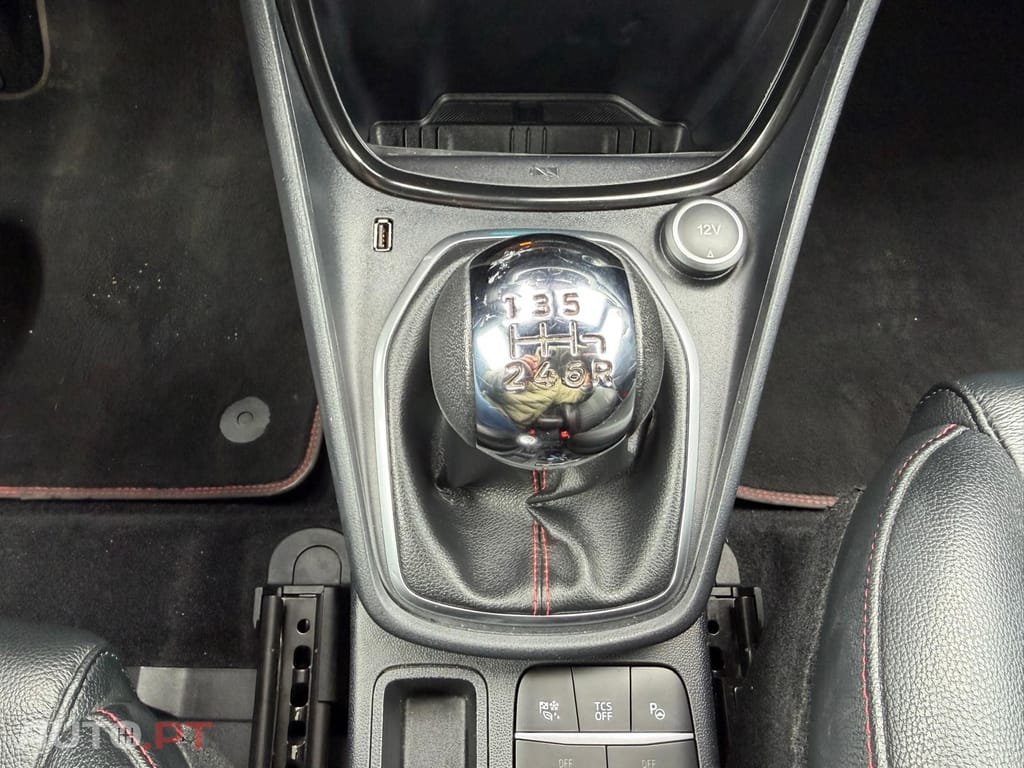 Ford Puma 1.0 EcoBoost MHEV ST-Line X