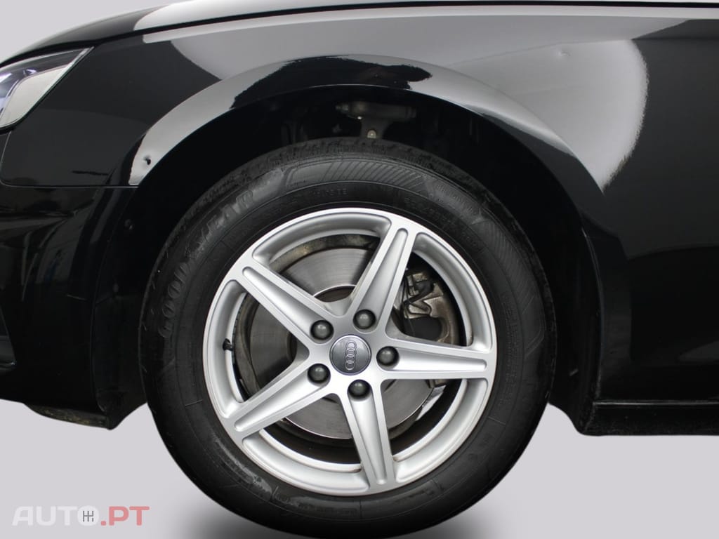 Audi A4 Avant 35 TDI STRONIC I.V.A DEDUTÍVEL