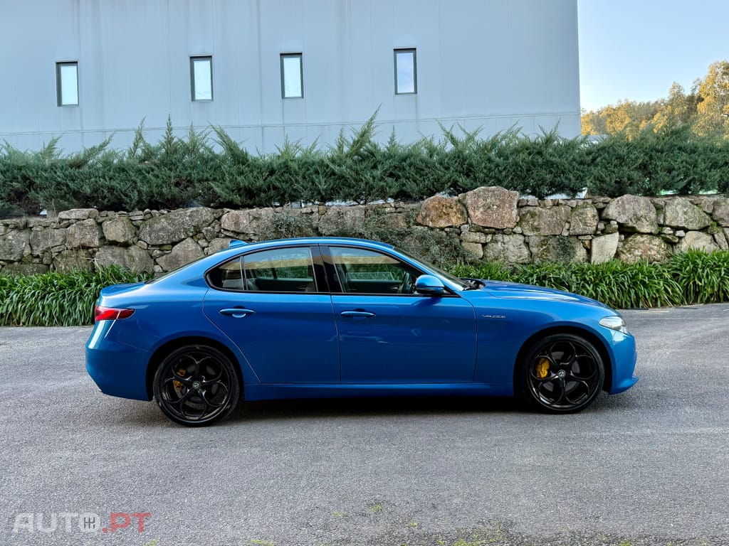 Alfa Romeo Giulia 2.0 Turbo 16V AT8-Q4 Veloce