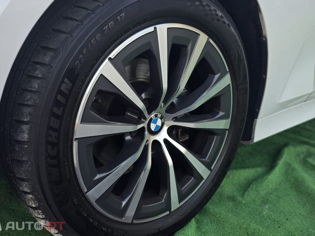 BMW 318 Serie 3 Touring Auto XLine