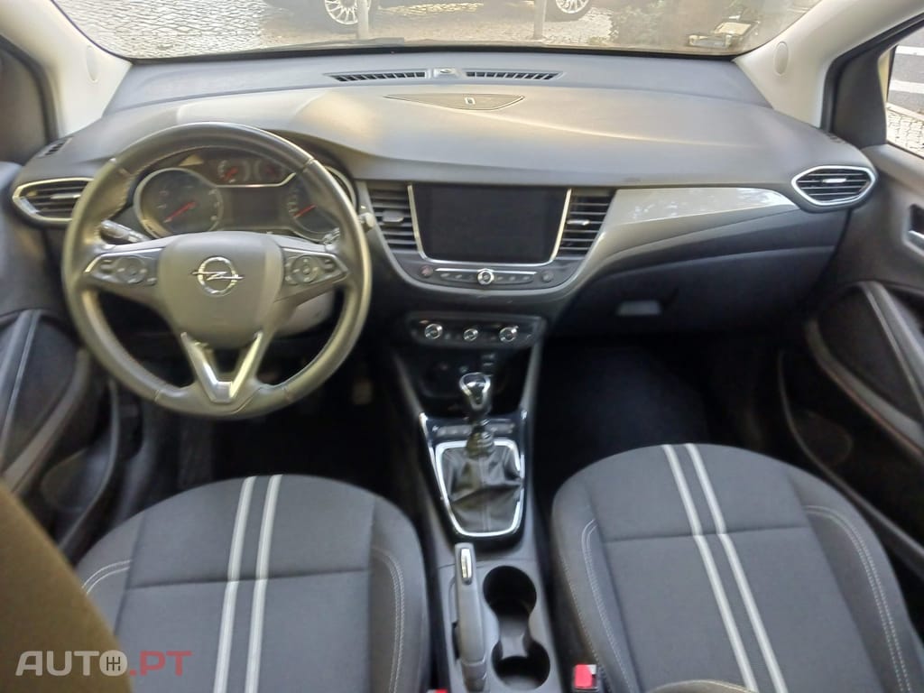 Opel Crossland 1.2 T Design & Tech