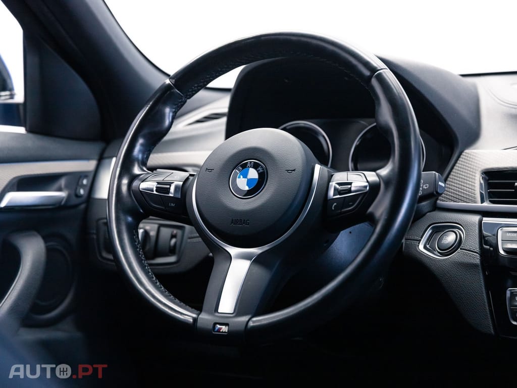 BMW X2 25 e xDrive Pack M