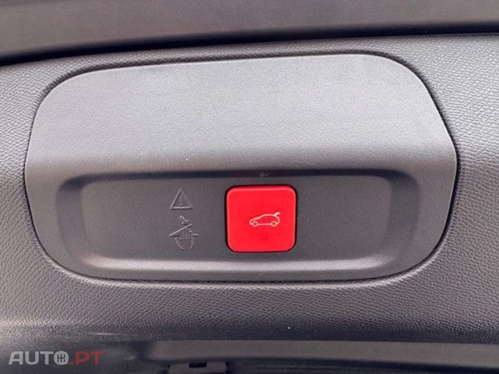 Peugeot 408 GT EAT8