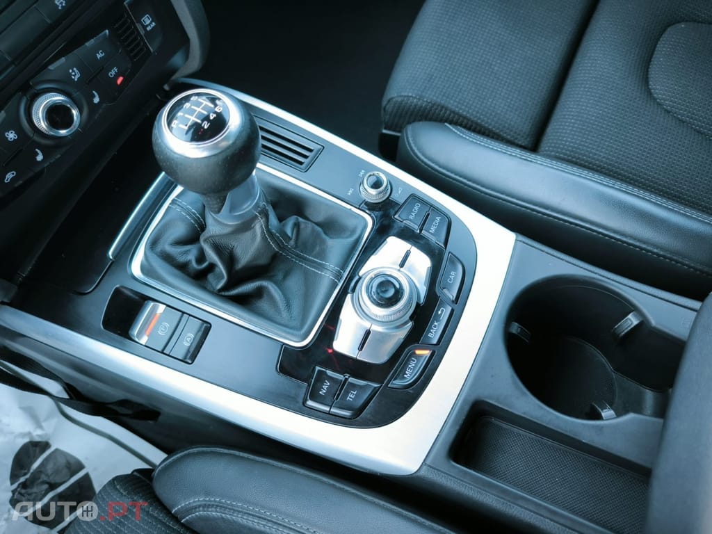 Audi A4 Avant 2.0 TDI S-line