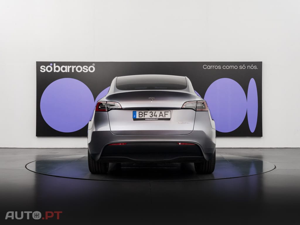 Tesla Model Y Long Range Tração Integral