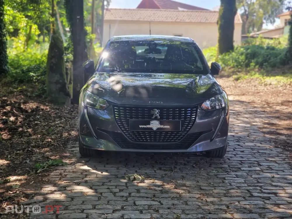 Peugeot 208 1.2 PureTech Allure Pack EAT8