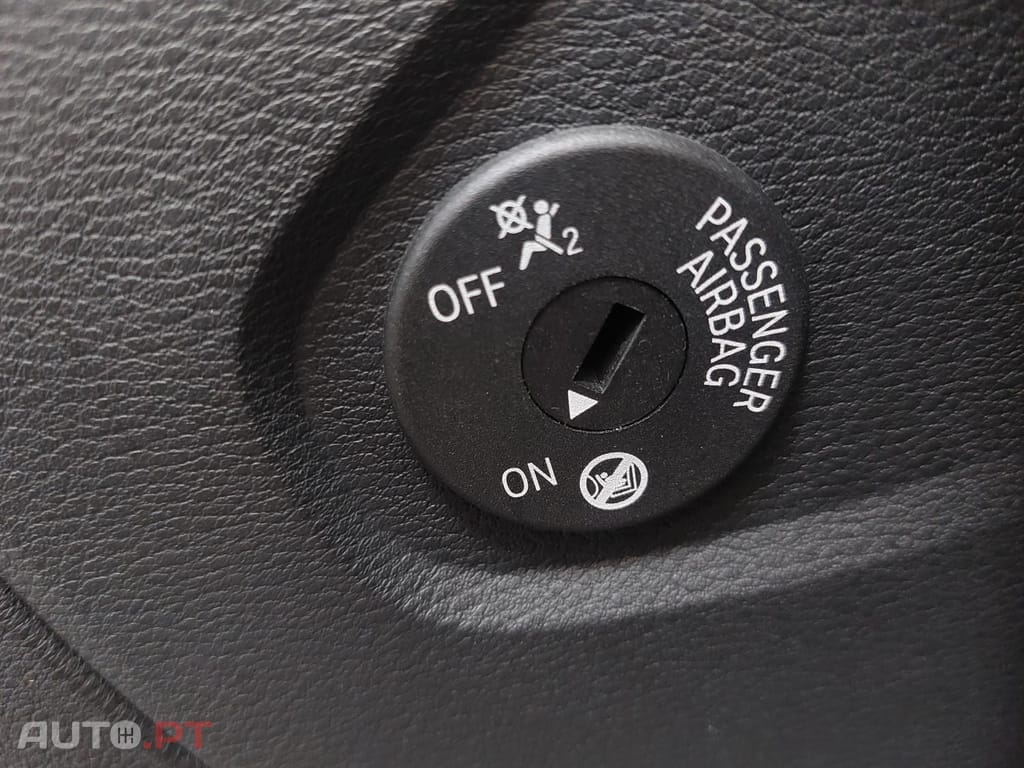 BMW X1 18 i sDrive Advantage