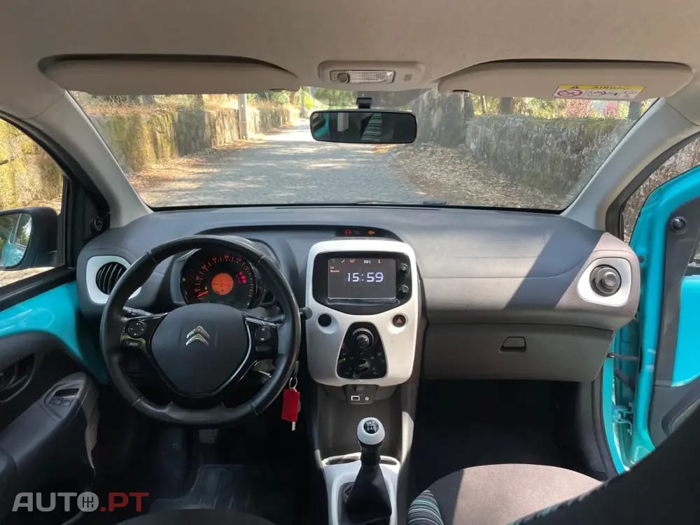 Citroen C1 1.2 VTi Shine