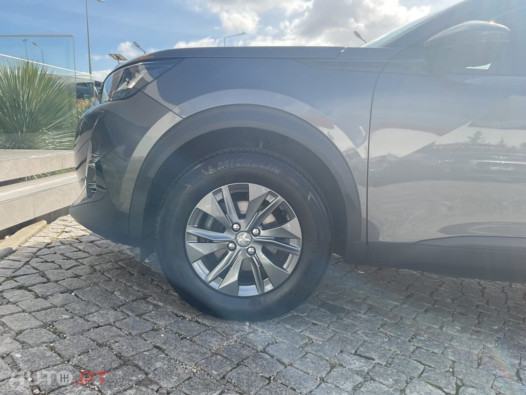 Peugeot 2008 1.2 PureTech Active Pack