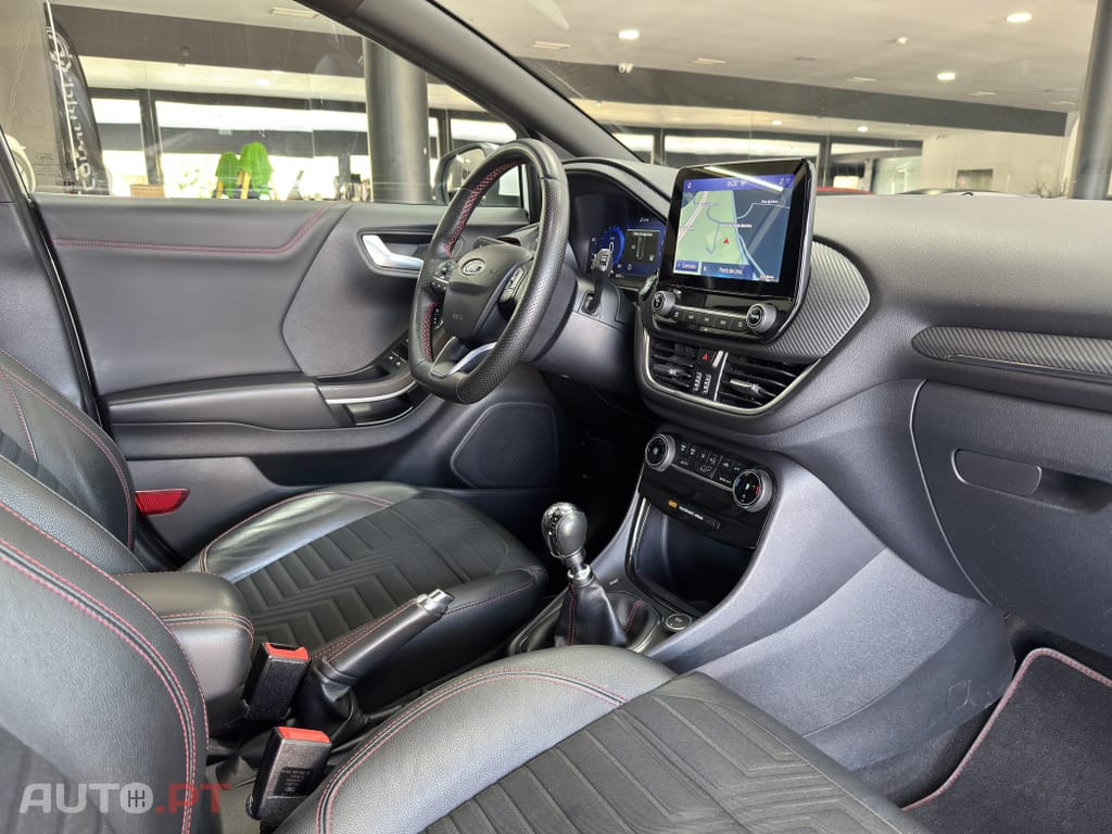 Ford Puma 1.0 EcoBoost MHEV ST-Line