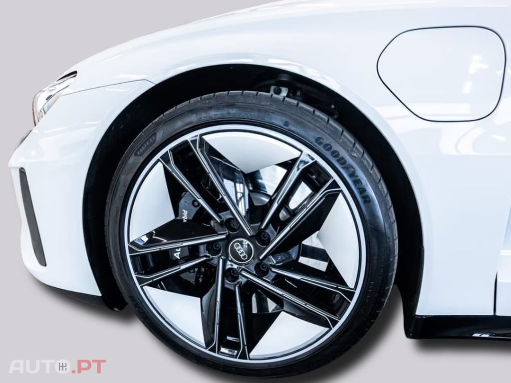 Audi RS E-Tron GT ALL-BLACK