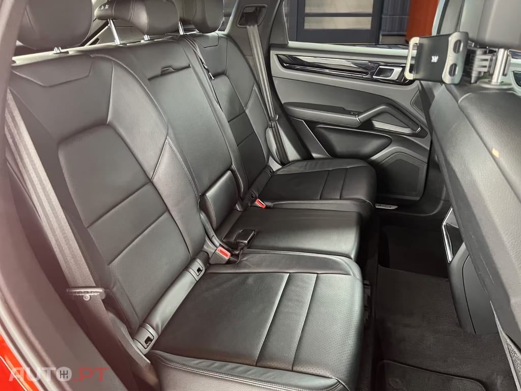 Porsche Cayenne E-Hybrid Sport Design