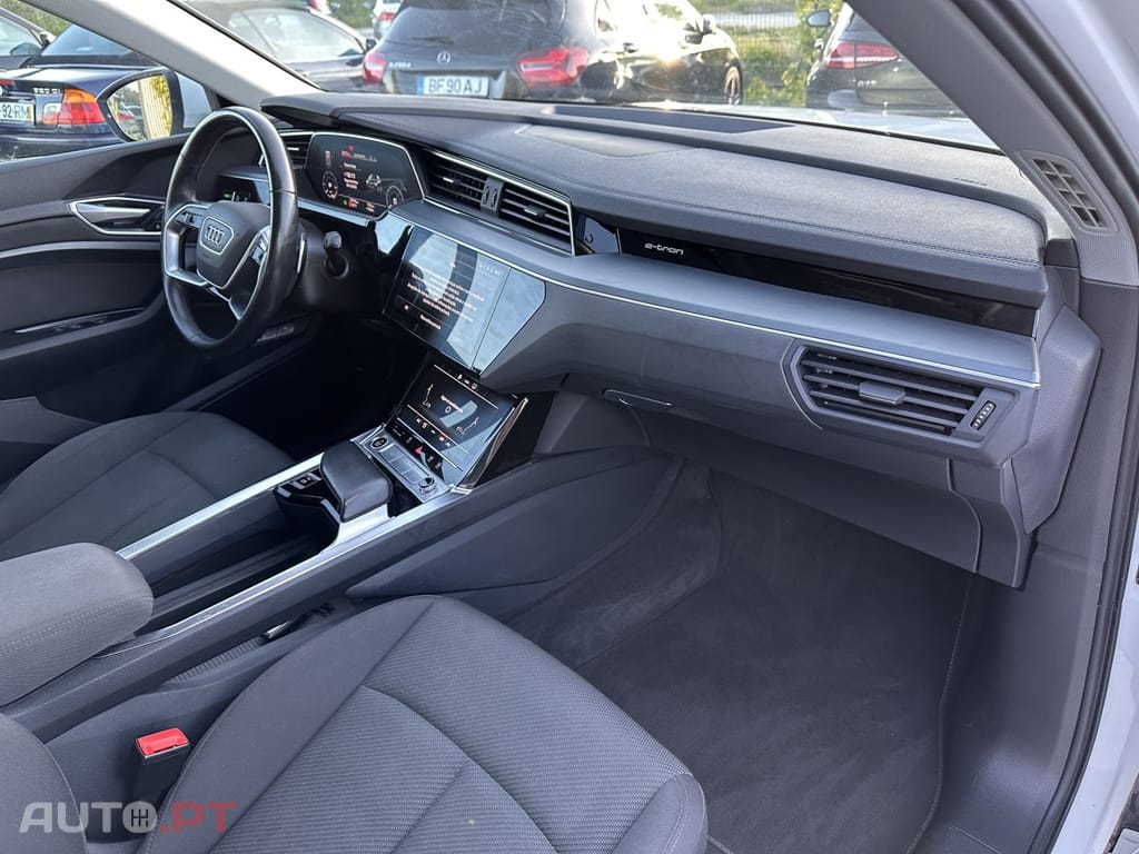 Audi E-Tron 50 quattro