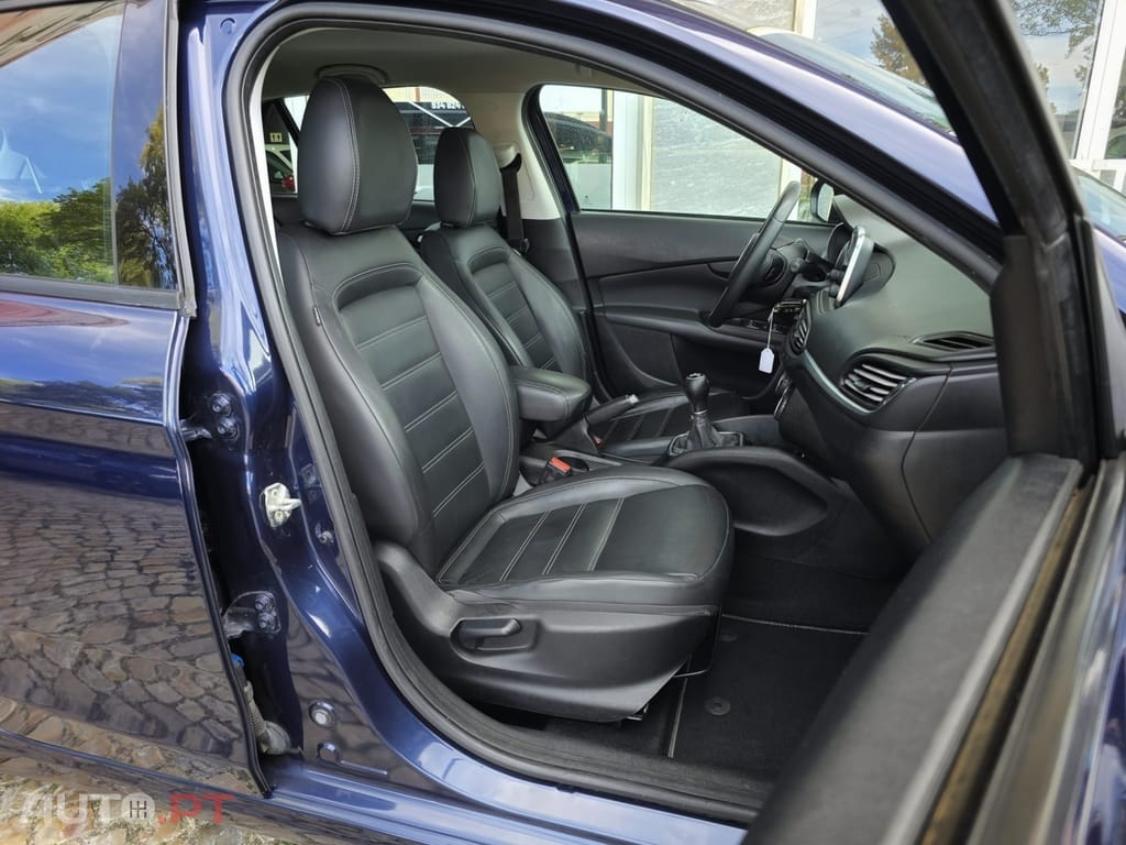 Fiat Tipo 1.3 M-Jet Lounge