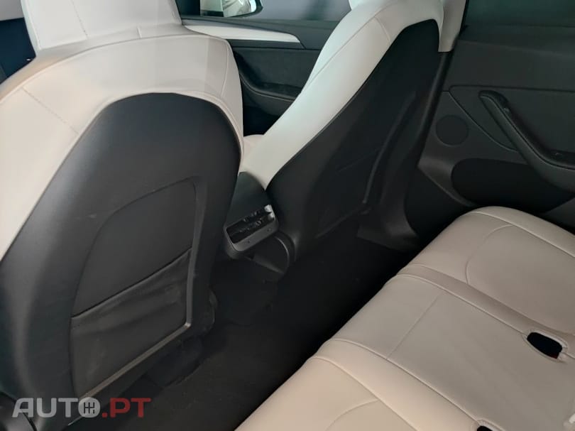 Tesla Model Y Tração Traseira