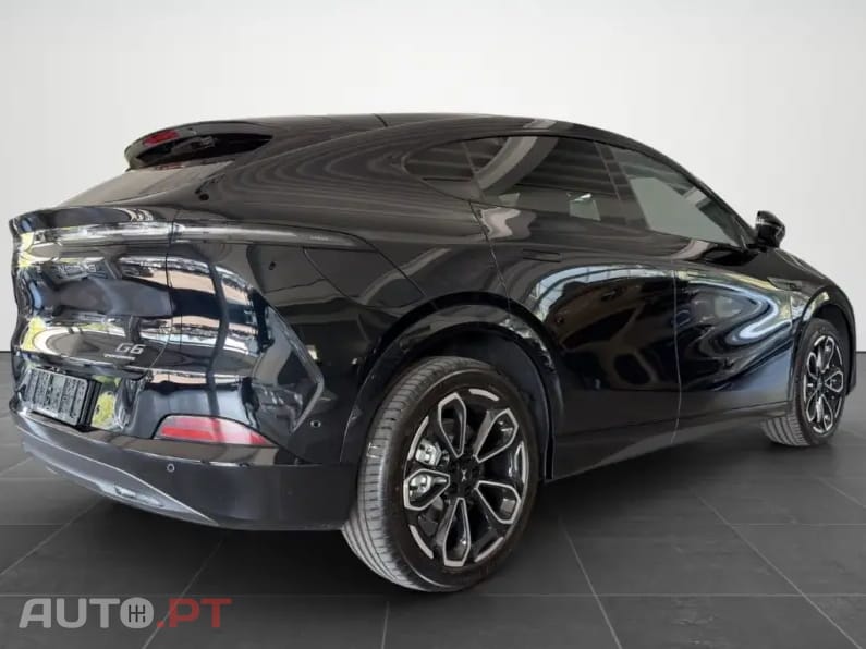 XPeng G6 80.8 kWh AWD Performance + Gancho de Reboque