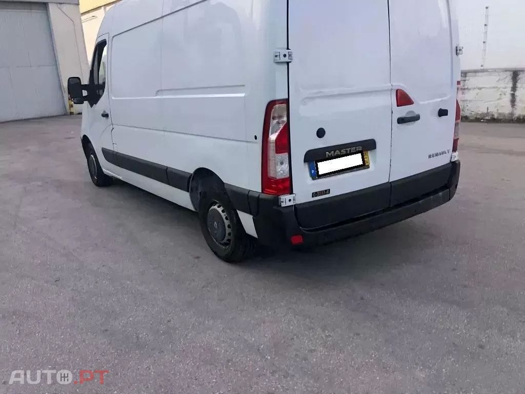 Renault Kadjar MASTER 2.3 DCI L2H2