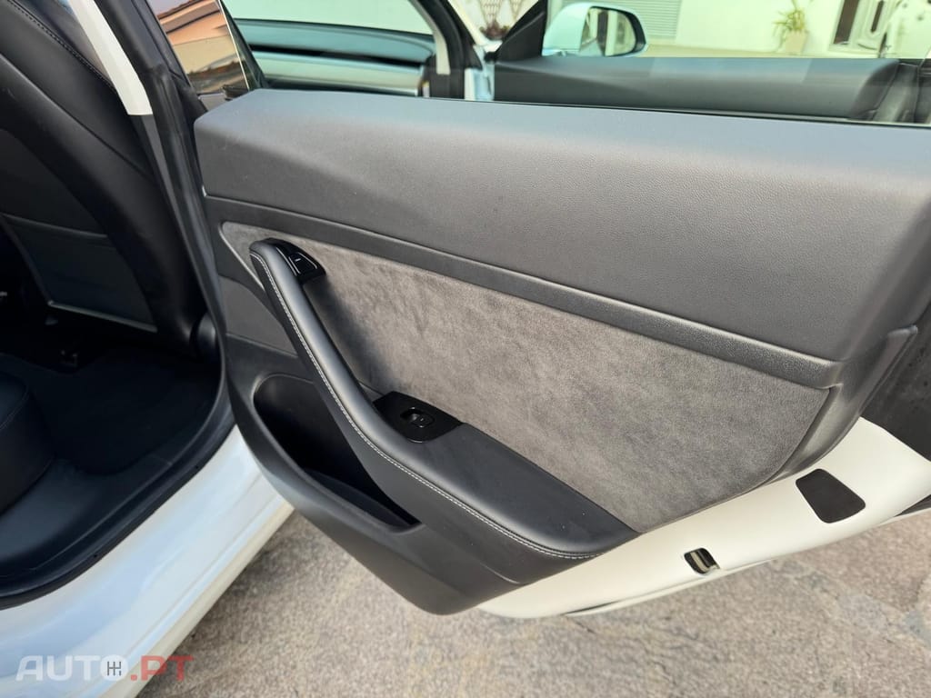 Tesla Model 3 Standard RWD Plus