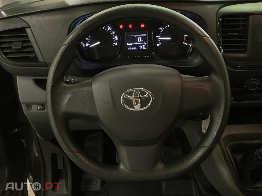 Toyota Proace Combi 1.5 D-4D Long Dynamic