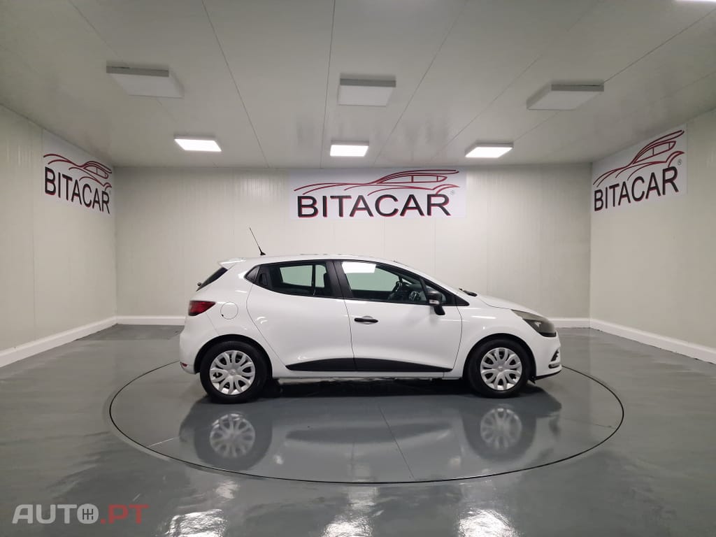 Renault Clio SOCIETE 1.5 DCI ZEN IVA DEDUTÍVEL