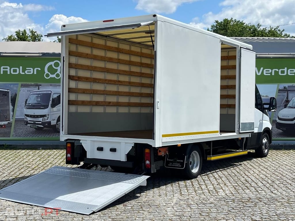 Iveco Daily PLATAFORMA + CONTENTOR