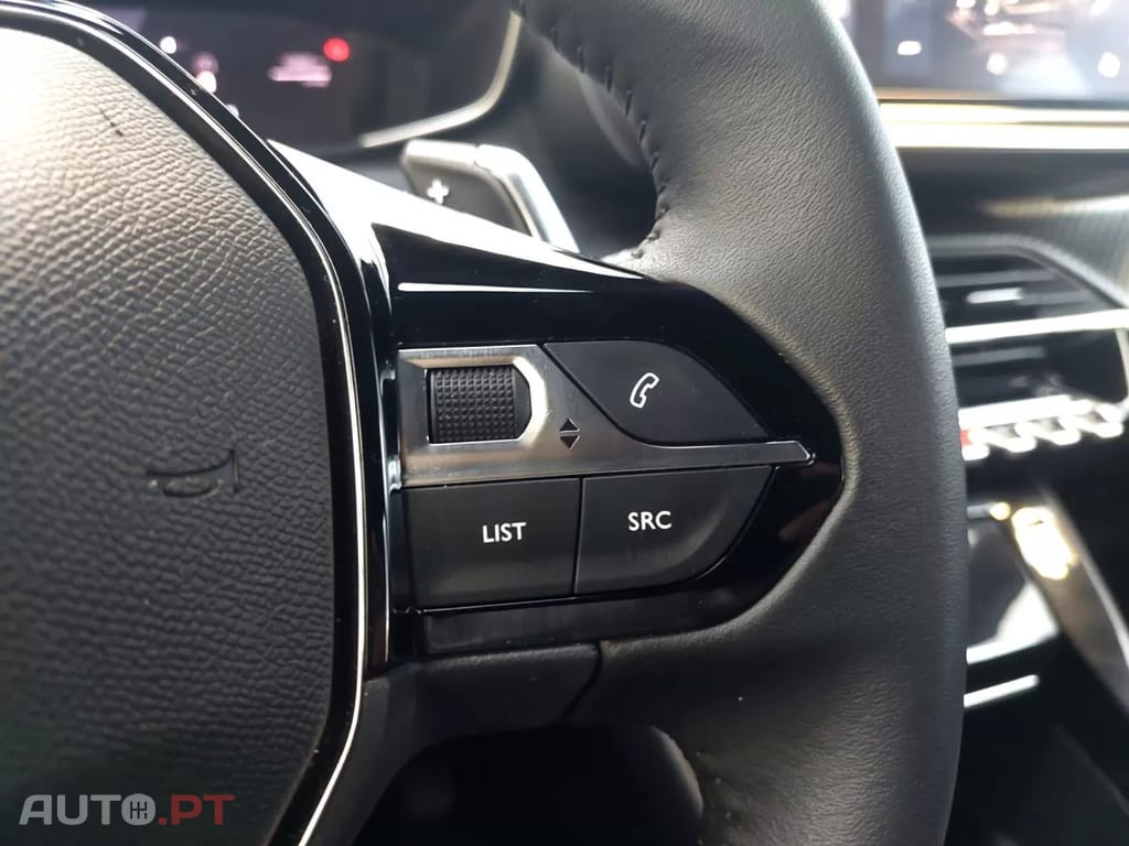 Peugeot 2008 1.2 Hybrid Allure e-DCS6