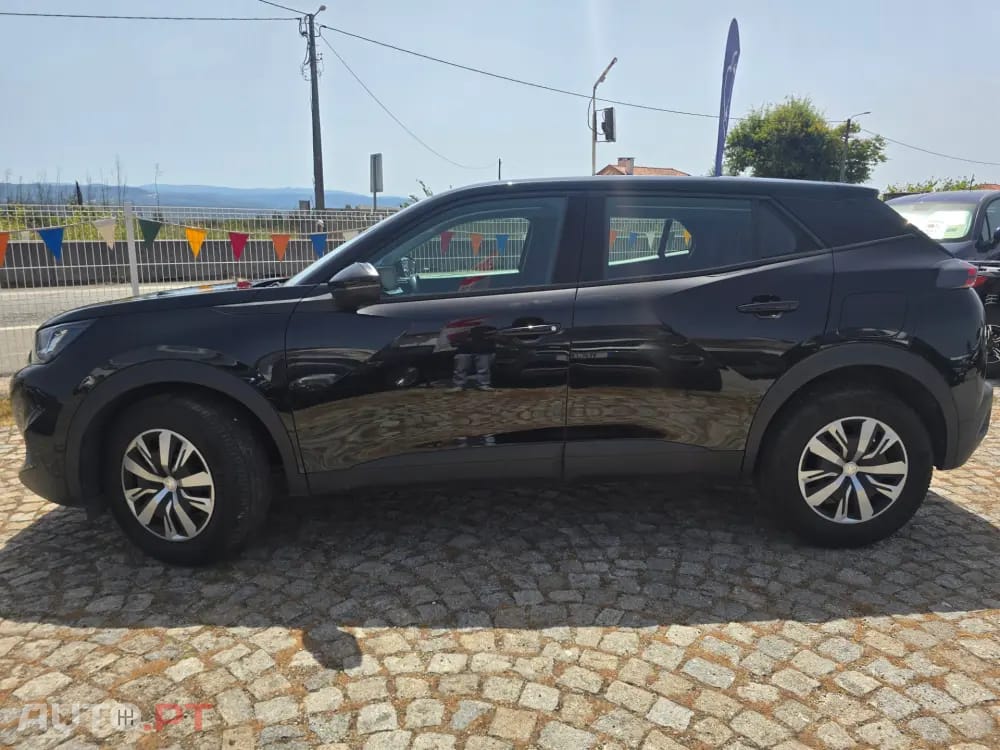 Peugeot 2008 Benzin 100 Allure