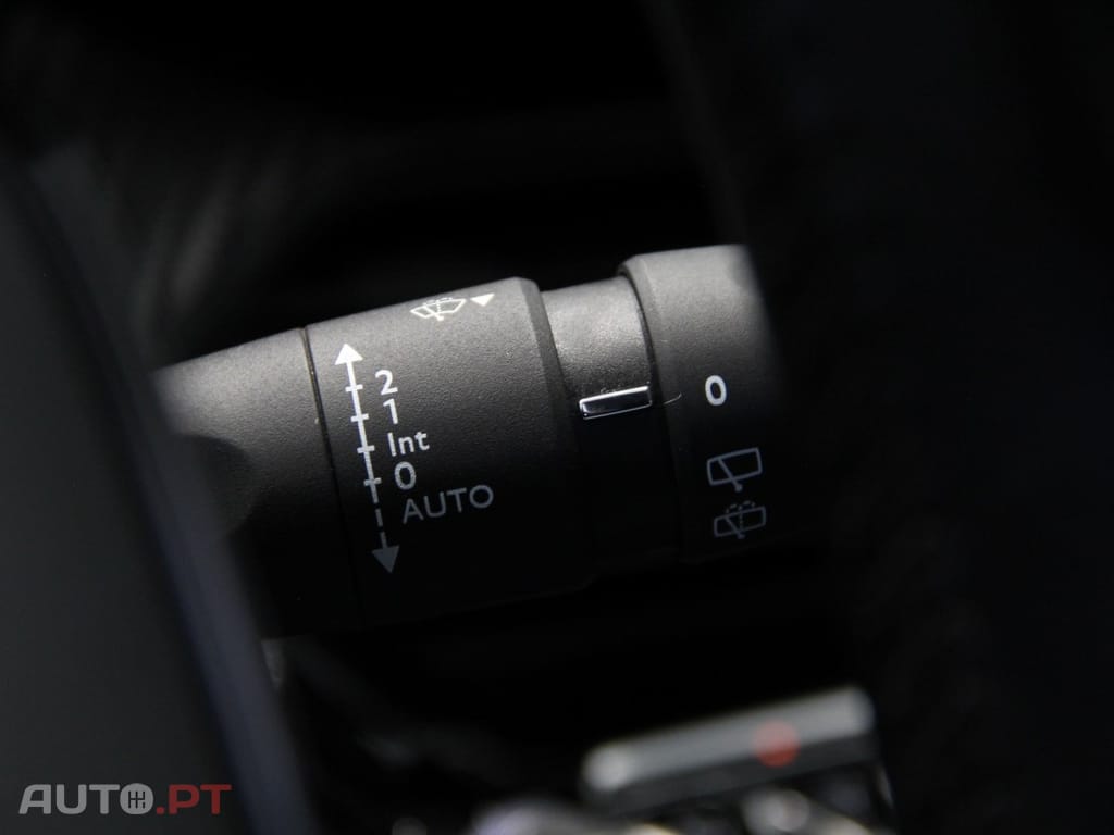 Peugeot E-208 50KWh Allure