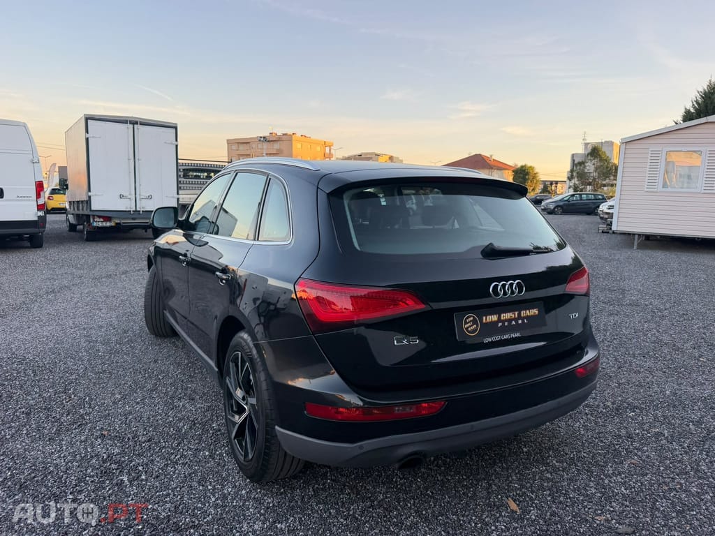 Audi Q5 2.0 TDi Business Line S-line foto 4