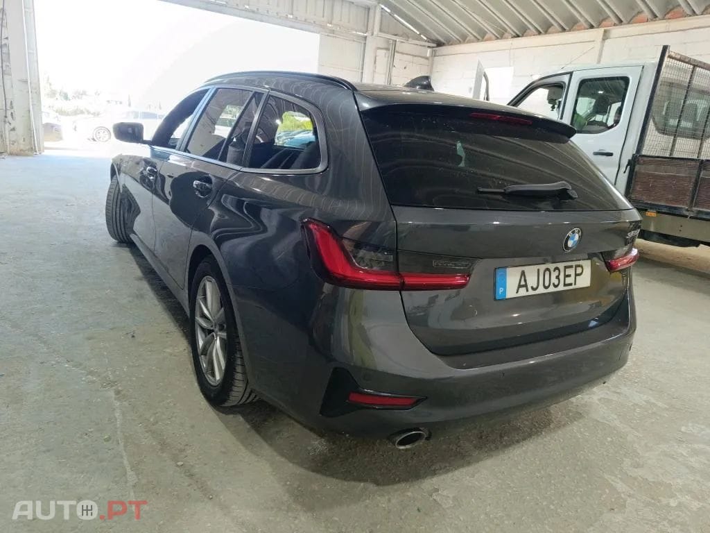 BMW 320 i Touring