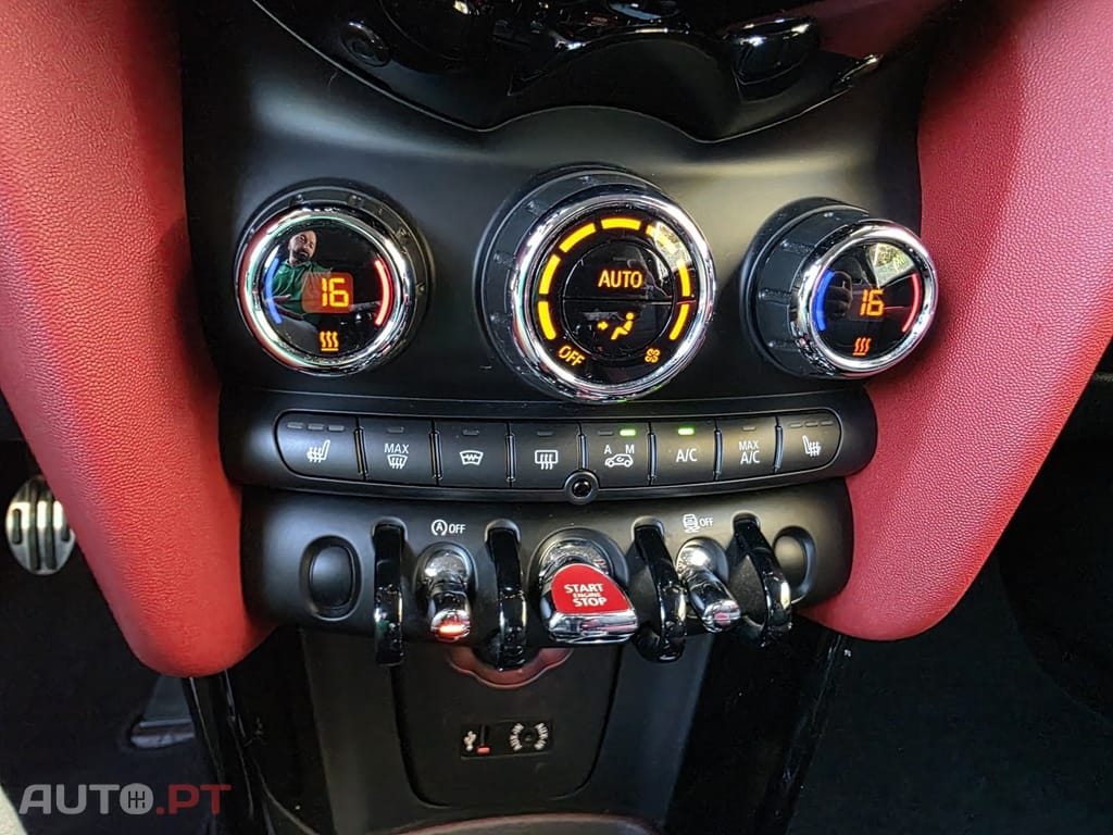 MINI Cooper John Cooper Works