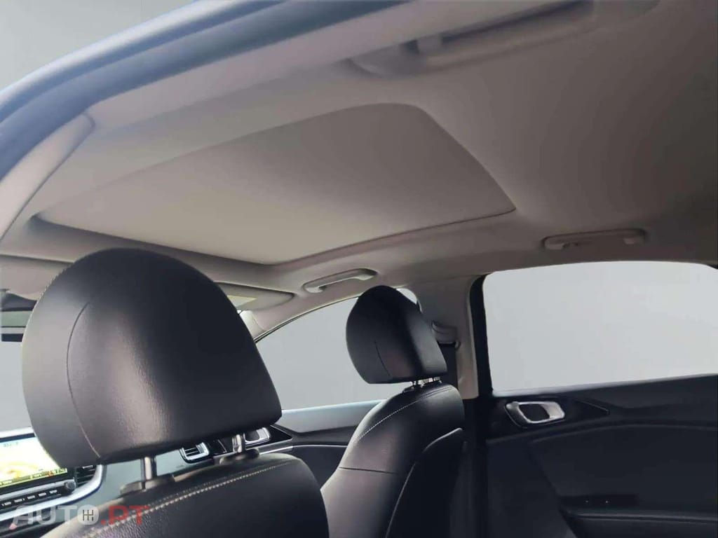 Kia Xceed 1.6 CRDi TECH