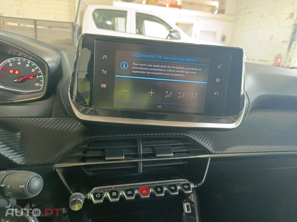 Peugeot 2008 1.2 PureTech Active