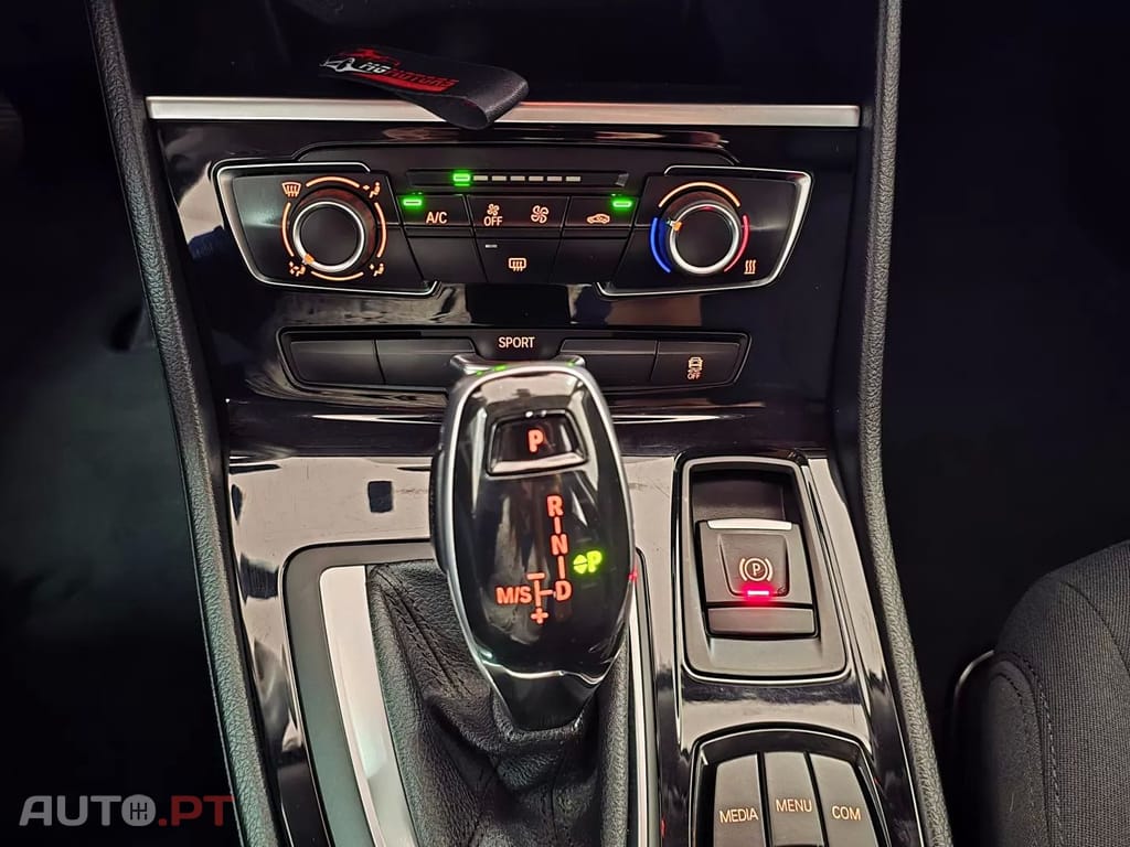 BMW 216 d Advantage Auto