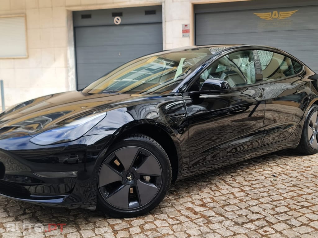 Tesla Model 3 Long Range RWD