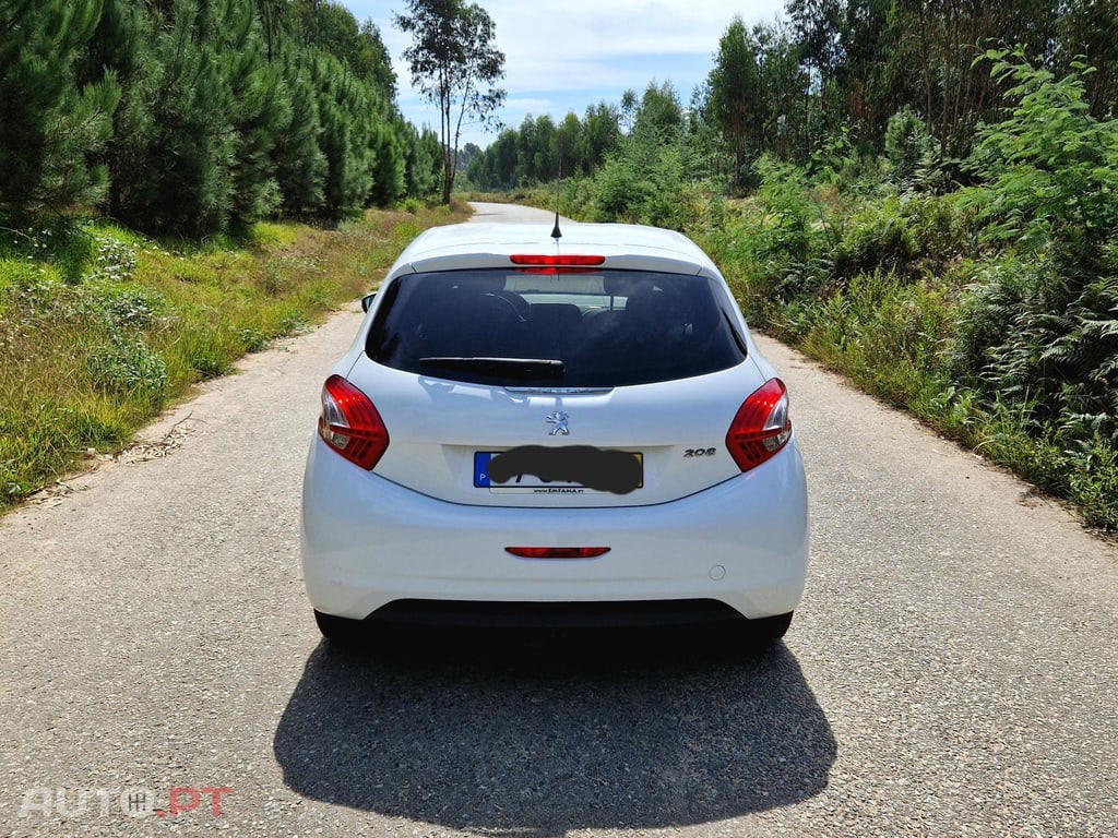 Peugeot 208 1.2 VTI active