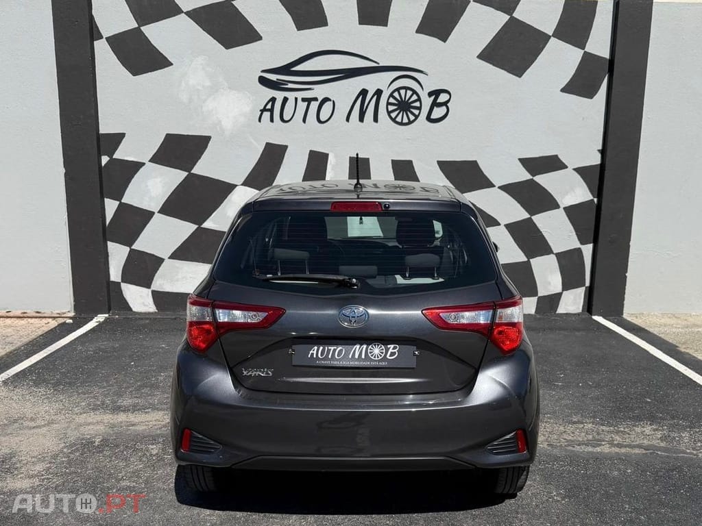 Toyota Yaris 1.0 VVT-i Exclusive