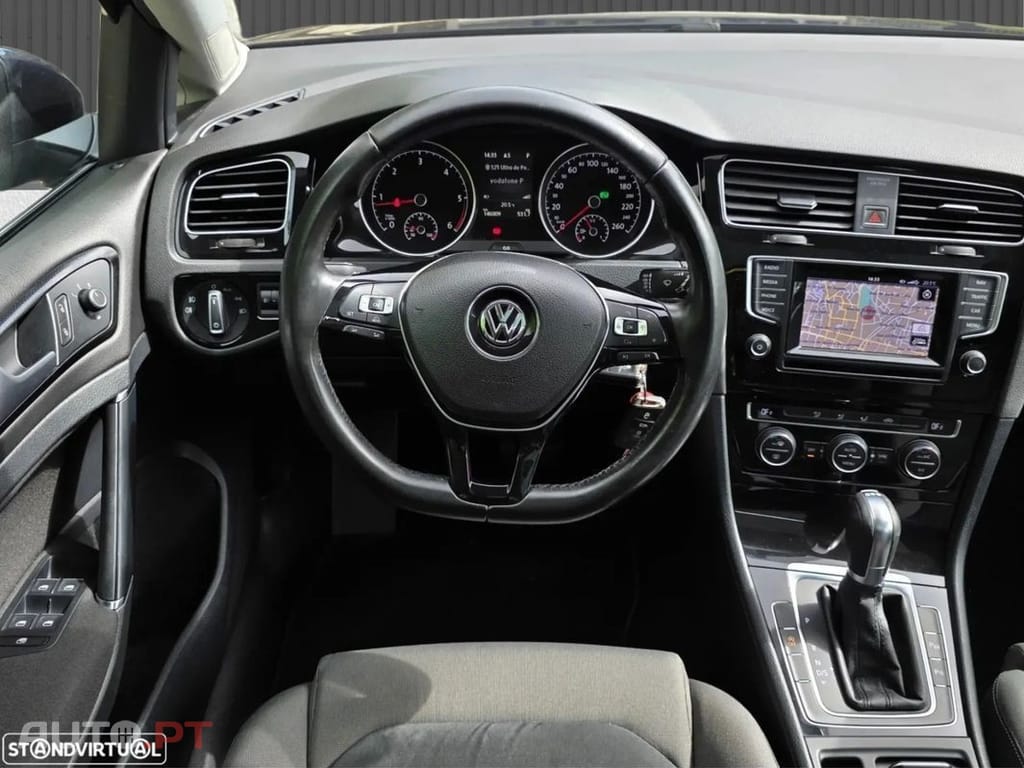 Volkswagen Golf Variant 1.6 TDi Highline DSG